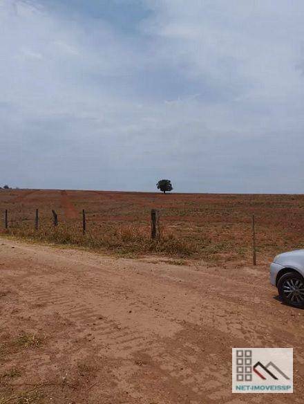 Fazenda à venda com 5 quartos, 500m² - Foto 17