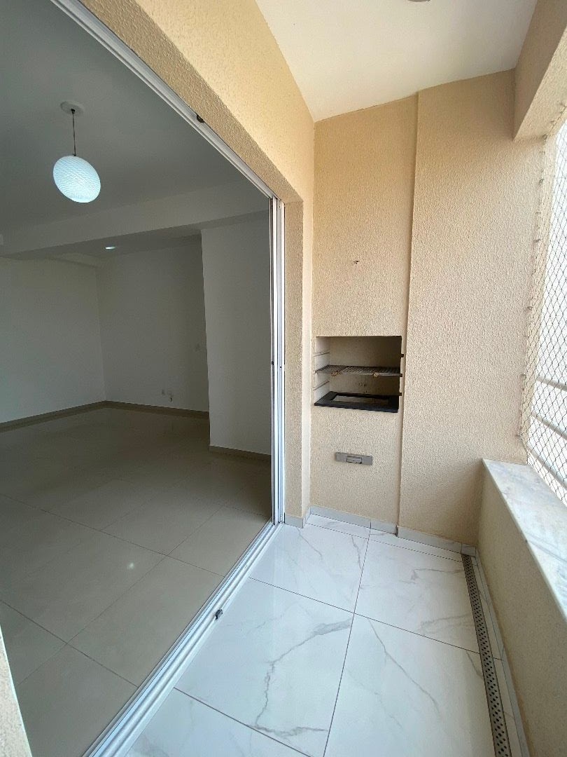 Apartamento à venda com 3 quartos, 74m² - Foto 8