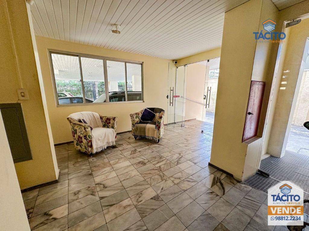 Apartamento à venda com 3 quartos, 122m² - Foto 6