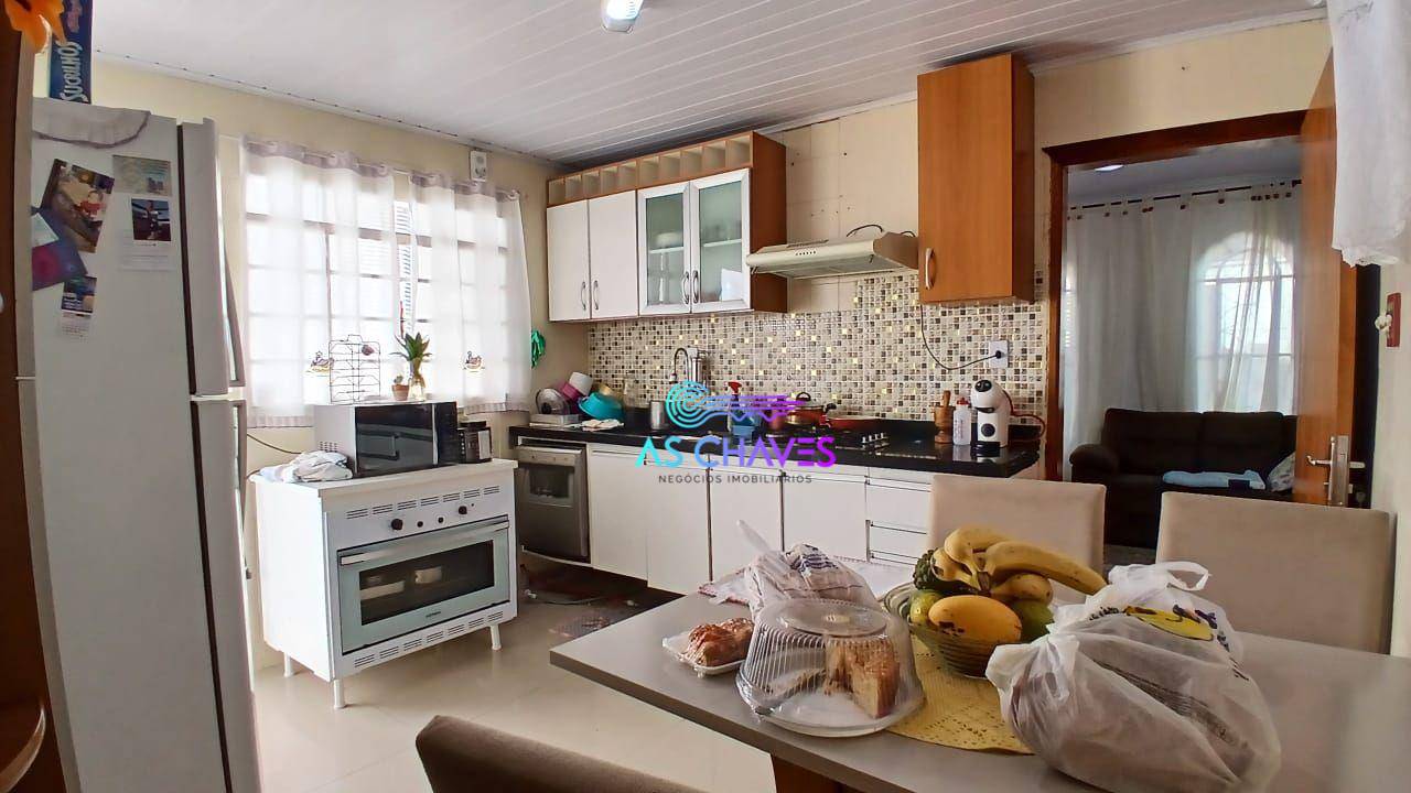 Casa à venda com 3 quartos, 117m² - Foto 8