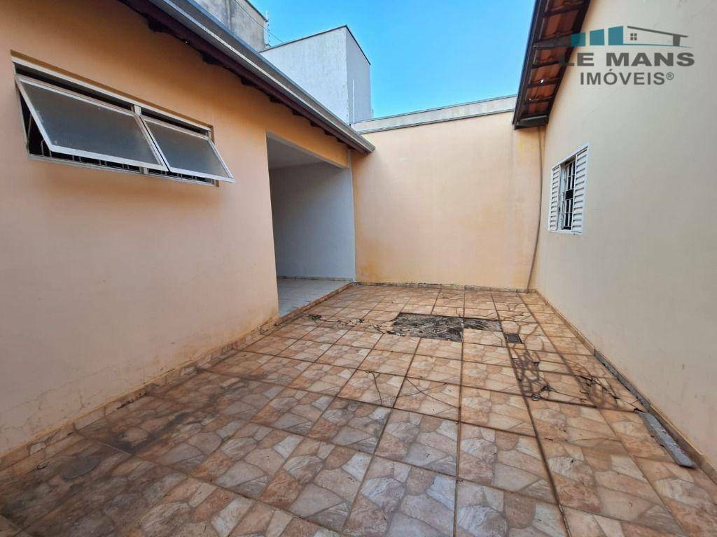 Casa à venda com 2 quartos, 73m² - Foto 2