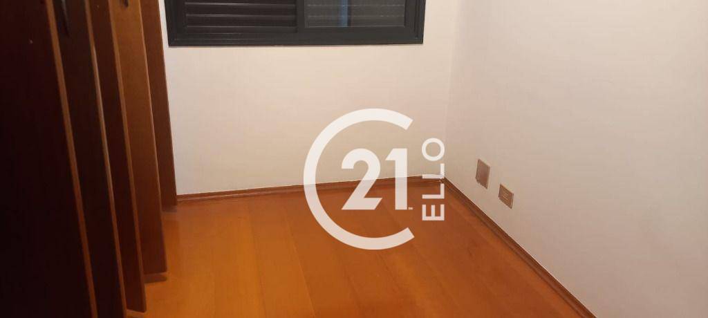 Apartamento para alugar com 3 quartos, 90m² - Foto 9