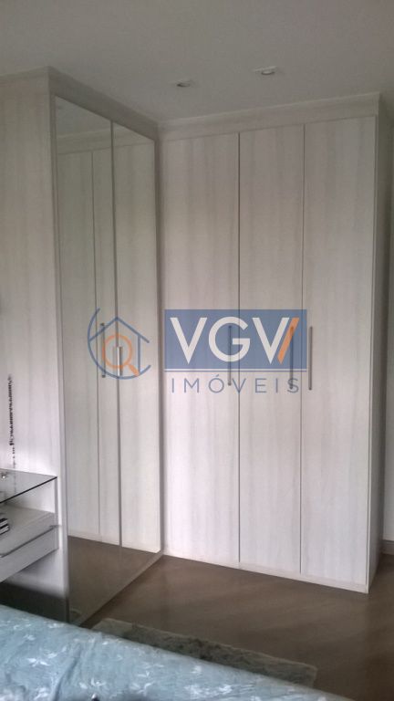 Apartamento à venda com 2 quartos, 72m² - Foto 11