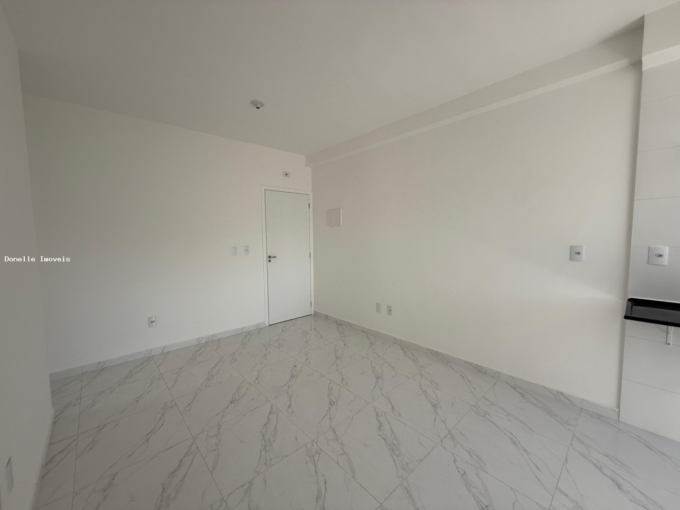 Apartamento para alugar com 2 quartos, 50m² - Foto 4