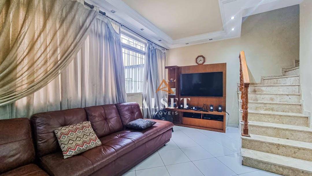 Sobrado à venda com 3 quartos, 220m² - Foto 11