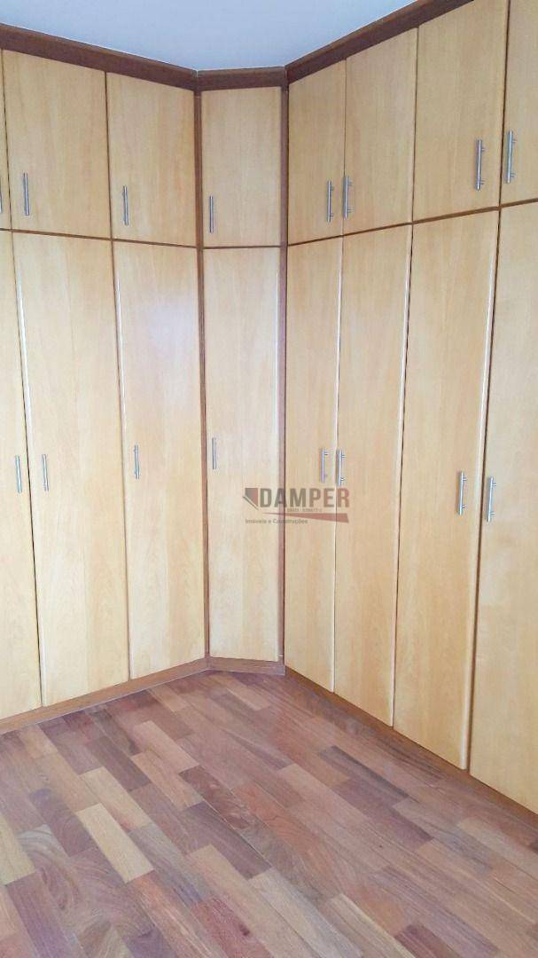 Apartamento para alugar com 3 quartos, 100m² - Foto 32