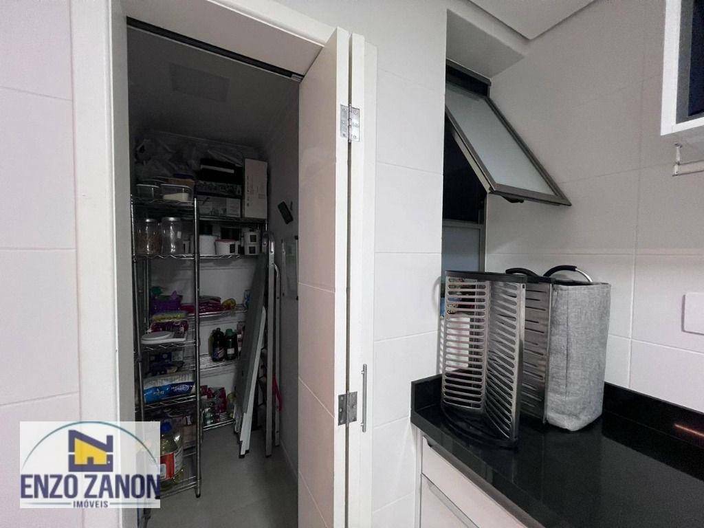 Apartamento para alugar com 3 quartos, 164m² - Foto 4