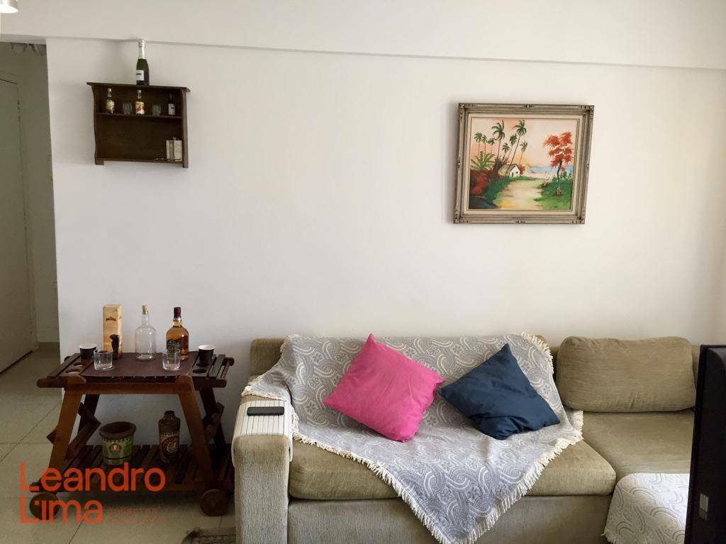 Apartamento para alugar com 2 quartos, 53m² - Foto 6