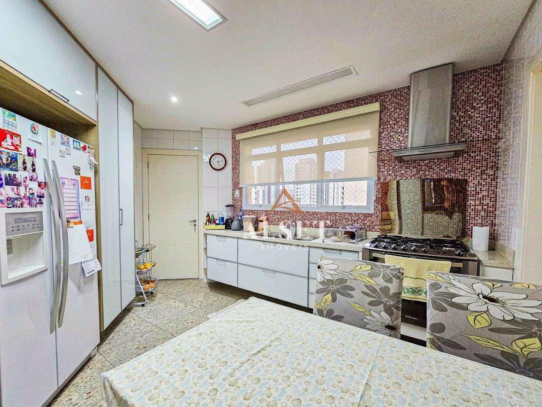 Apartamento à venda com 3 quartos, 155m² - Foto 37