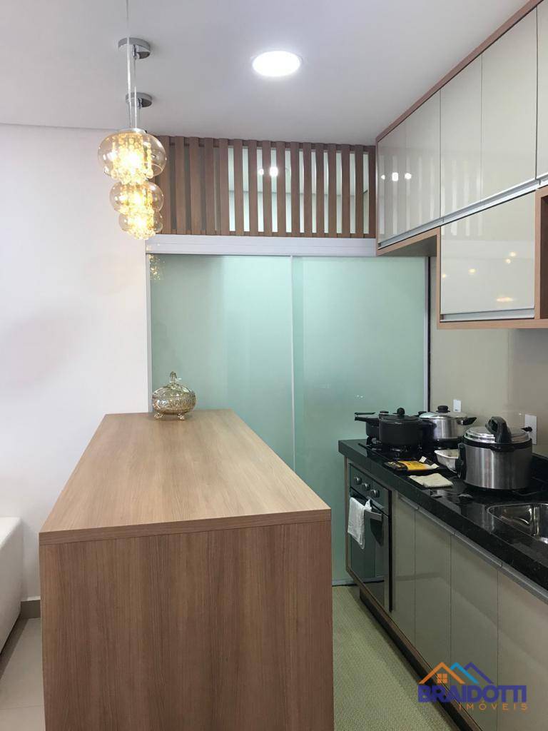 Apartamento à venda com 2 quartos, 67m² - Foto 5