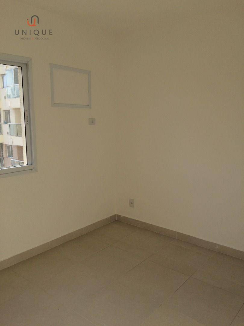 Apartamento à venda com 3 quartos, 77m² - Foto 6