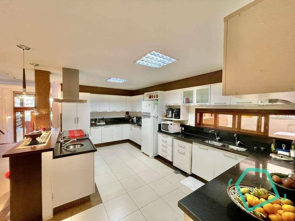 Casa de Condomínio à venda com 5 quartos, 446m² - Foto 16