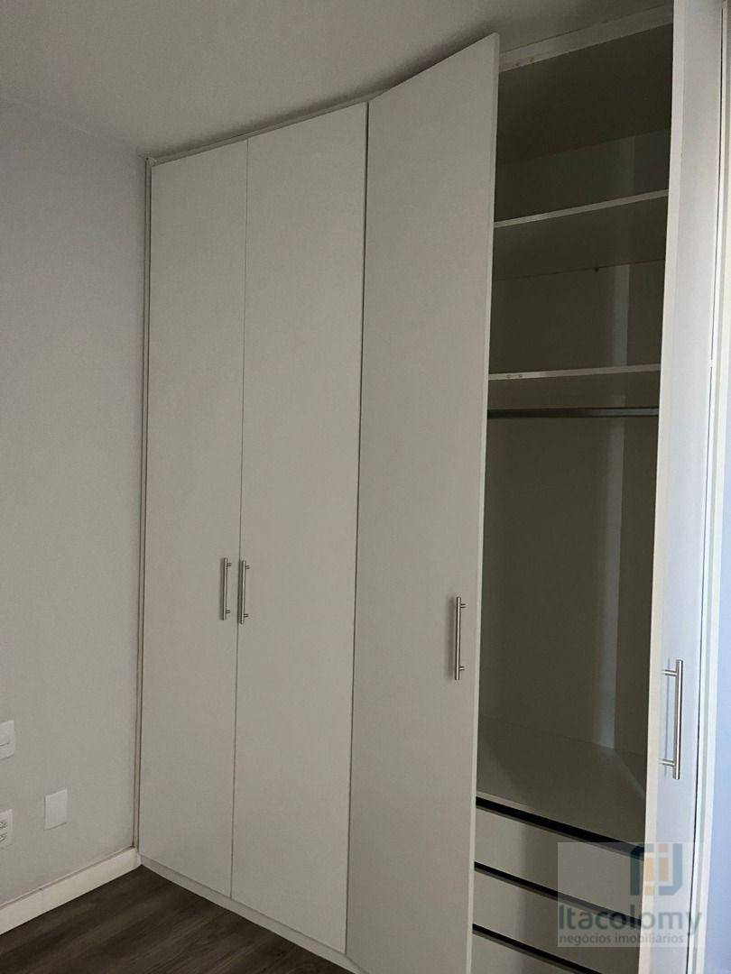 Apartamento para alugar com 3 quartos, 170m² - Foto 30