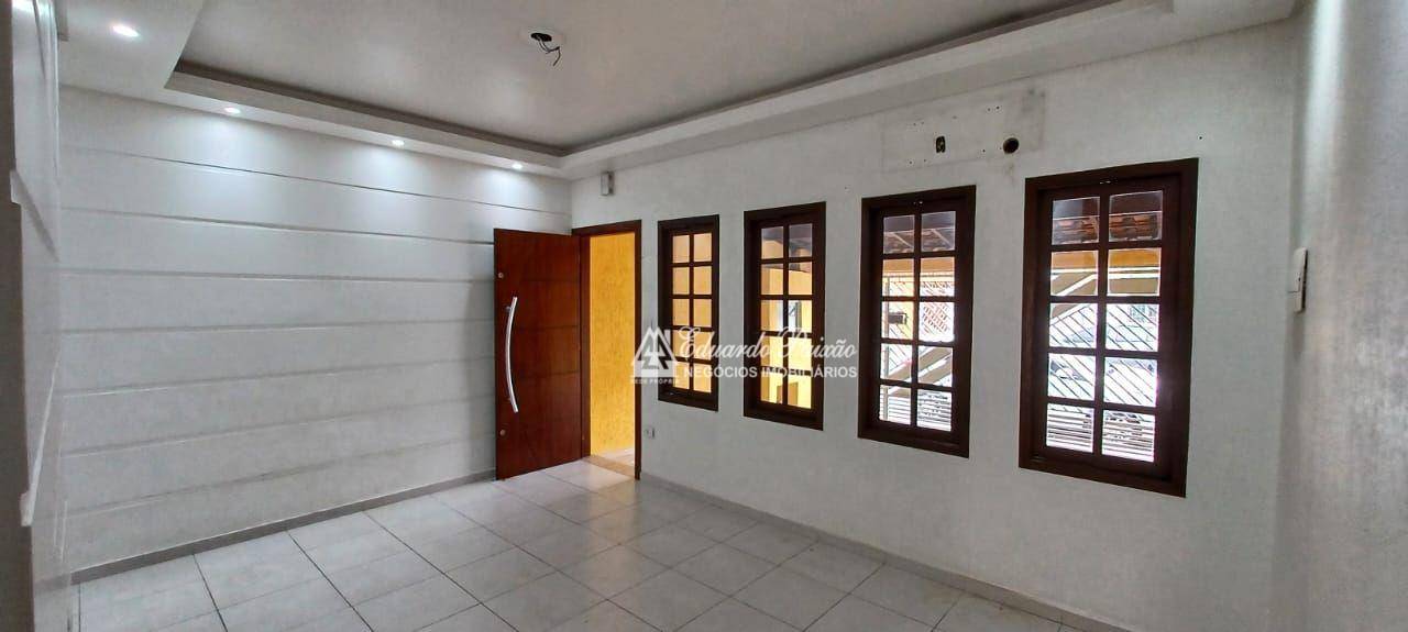 Sobrado à venda com 3 quartos, 150m² - Foto 4