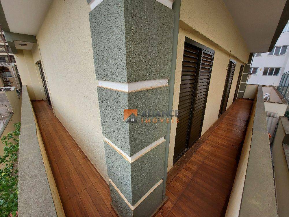 Apartamento para alugar com 3 quartos, 120m² - Foto 6