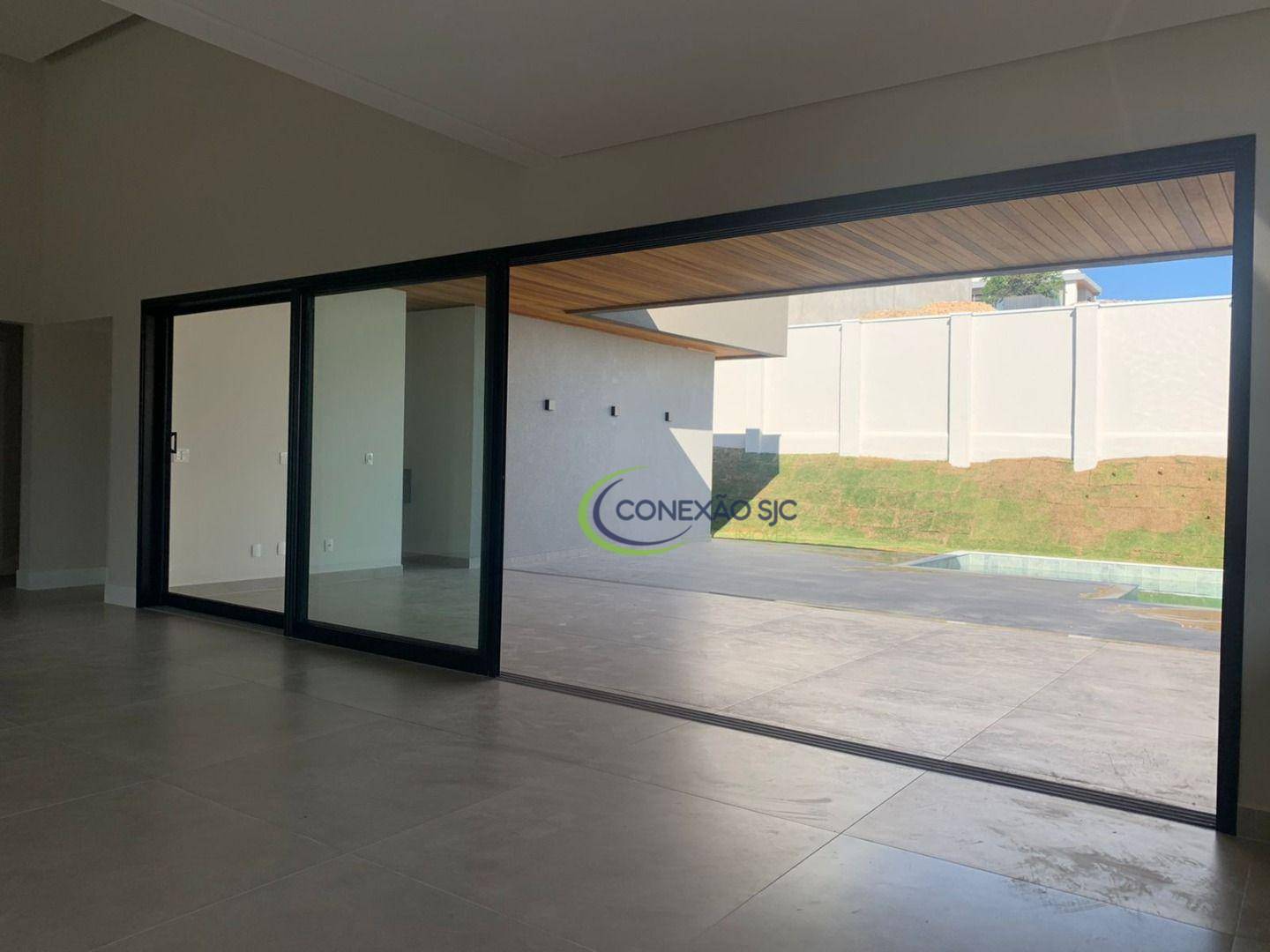 Casa de Condomínio à venda com 4 quartos, 300m² - Foto 9