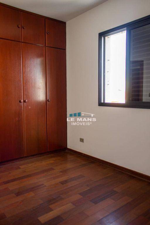 Apartamento à venda com 3 quartos, 86m² - Foto 11