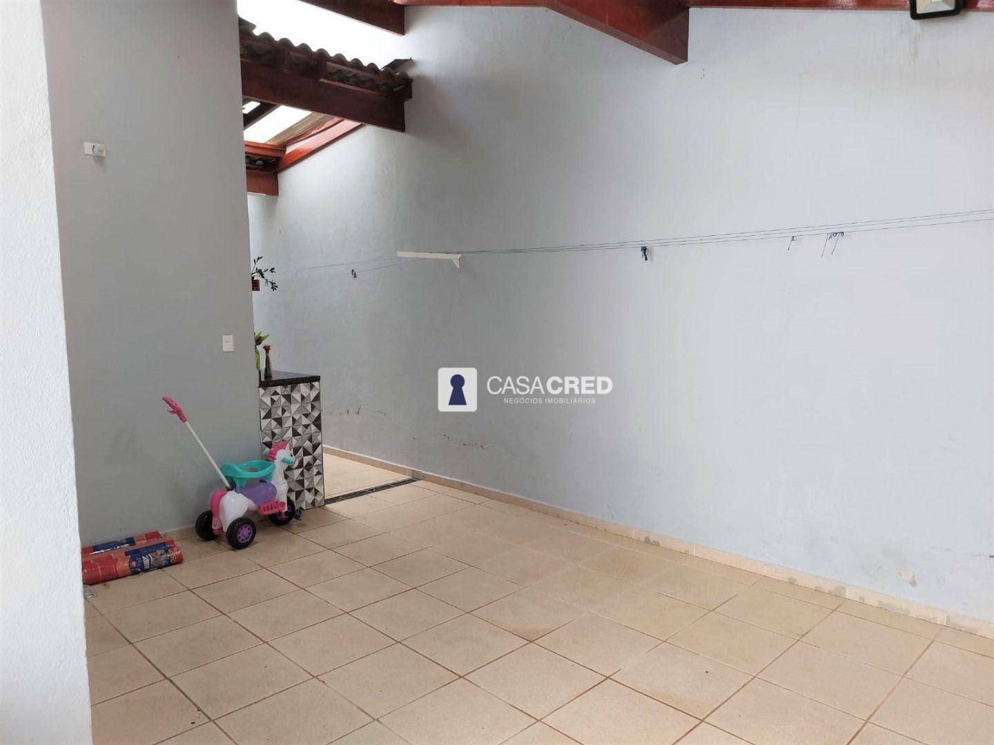 Casa à venda com 2 quartos, 65m² - Foto 12