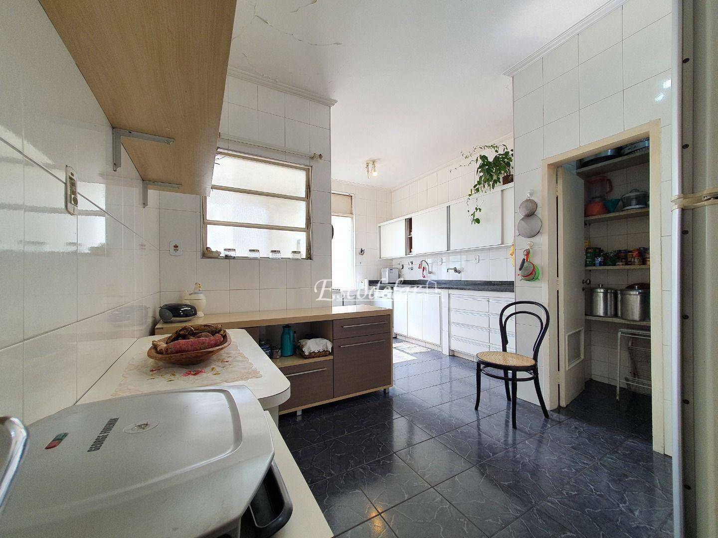 Apartamento à venda com 3 quartos, 214m² - Foto 13