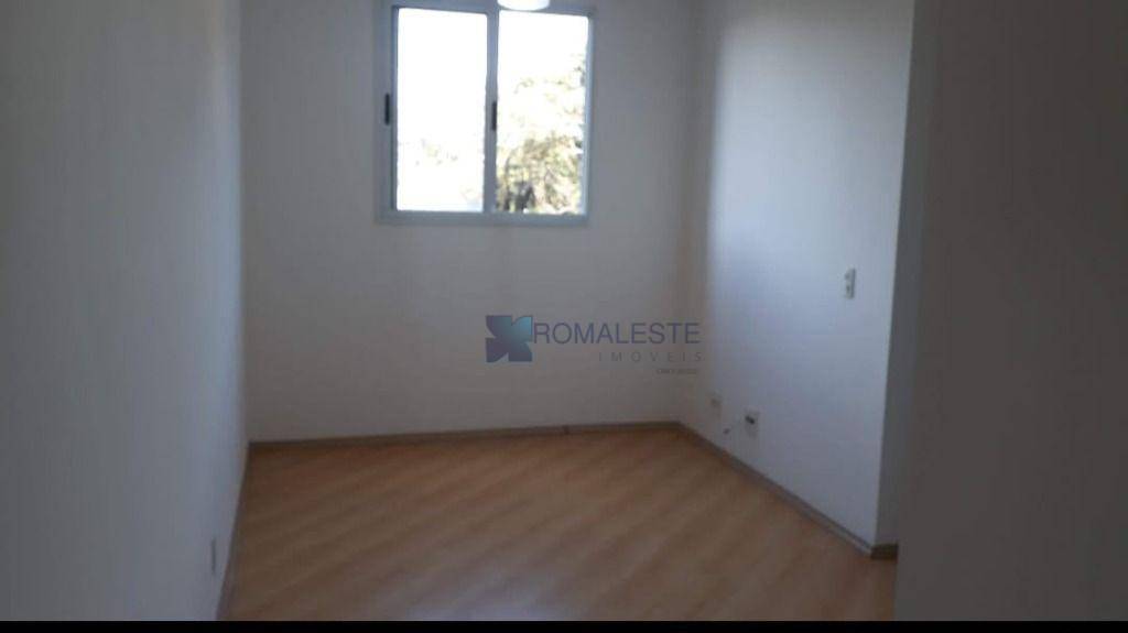 Apartamento à venda com 2 quartos, 44m² - Foto 4