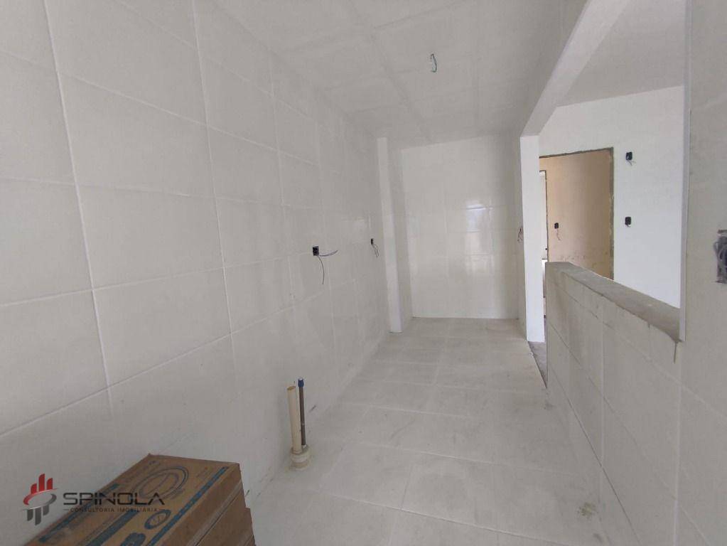 Apartamento à venda com 2 quartos, 75m² - Foto 13