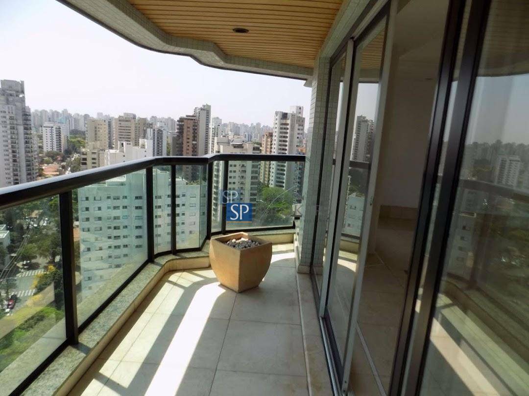 Cobertura à venda com 4 quartos, 600m² - Foto 1