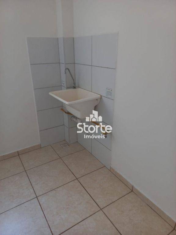 Apartamento à venda com 2 quartos, 39m² - Foto 3