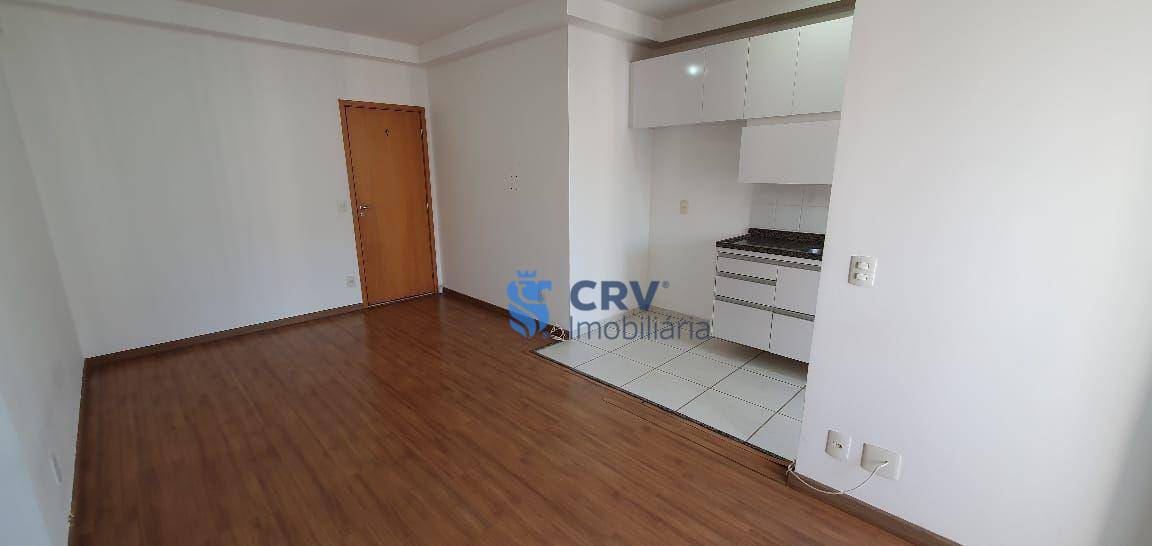 Apartamento à venda com 3 quartos, 68m² - Foto 2