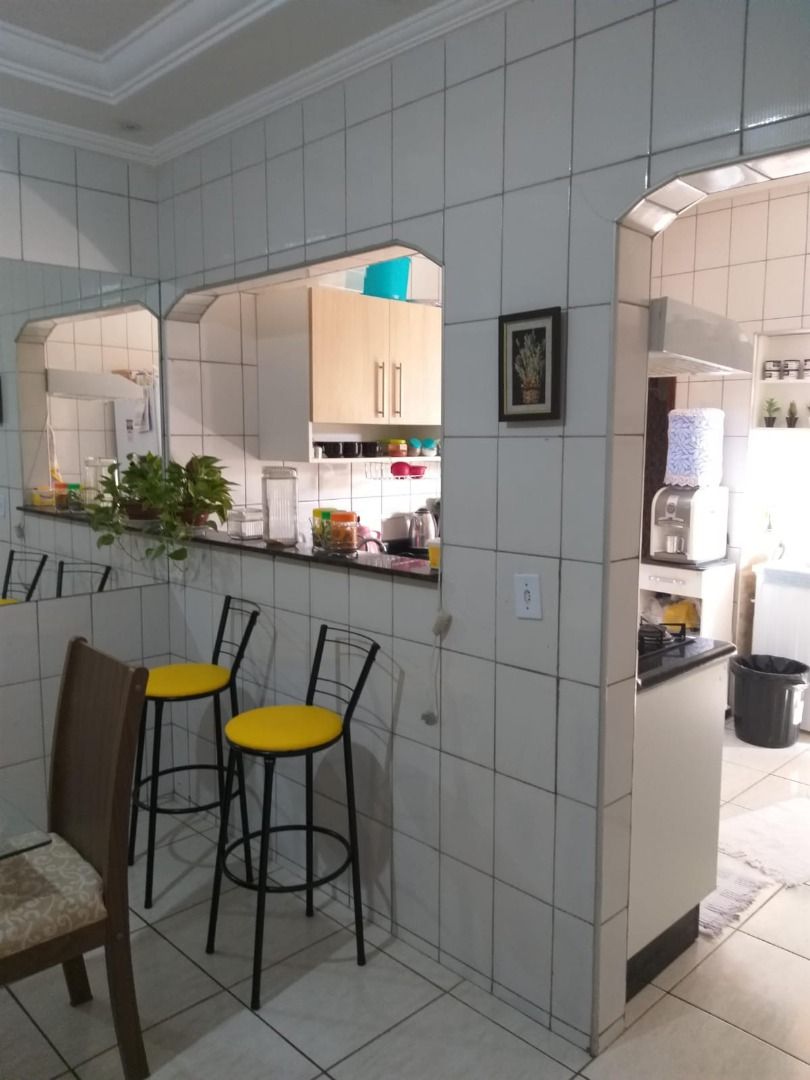 Casa à venda com 3 quartos, 100m² - Foto 16