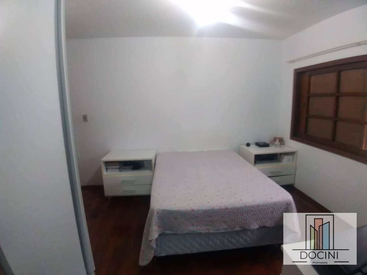 Casa para alugar com 3 quartos, 360M2 - Foto 3