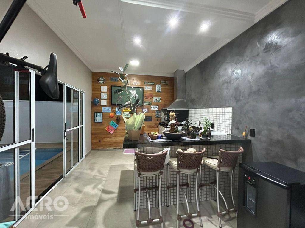 Casa de Condomínio à venda com 3 quartos, 213m² - Foto 17