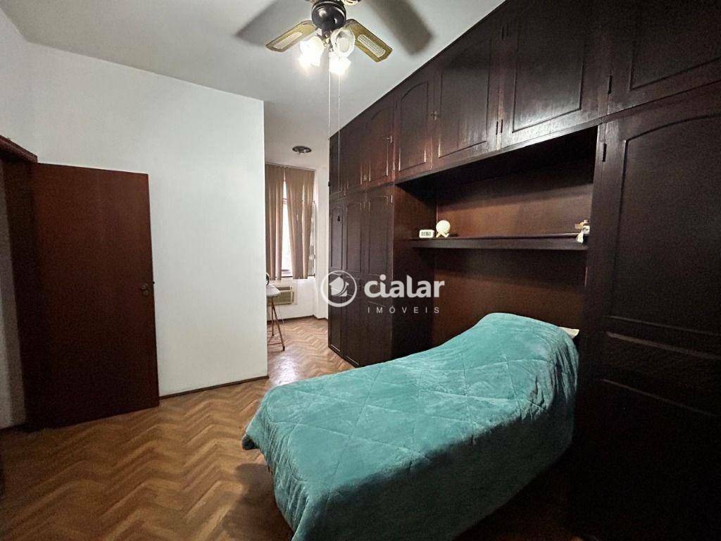 Apartamento à venda com 3 quartos, 120m² - Foto 4