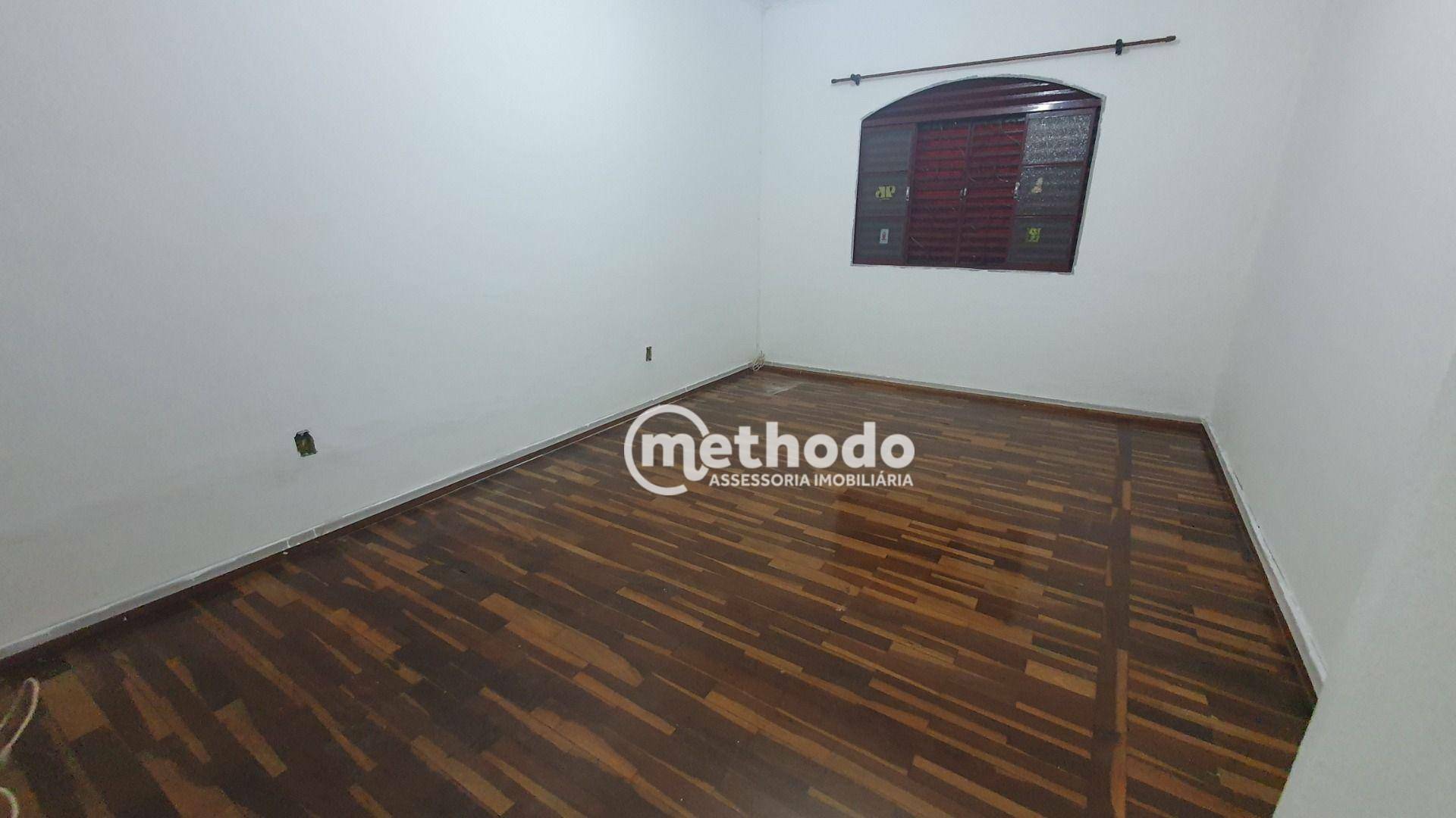 Casa à venda com 3 quartos, 130m² - Foto 3