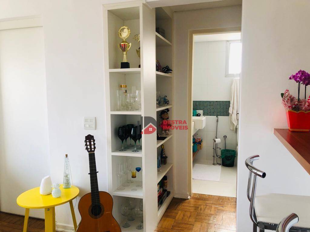 Apartamento à venda com 1 quarto, 45m² - Foto 7