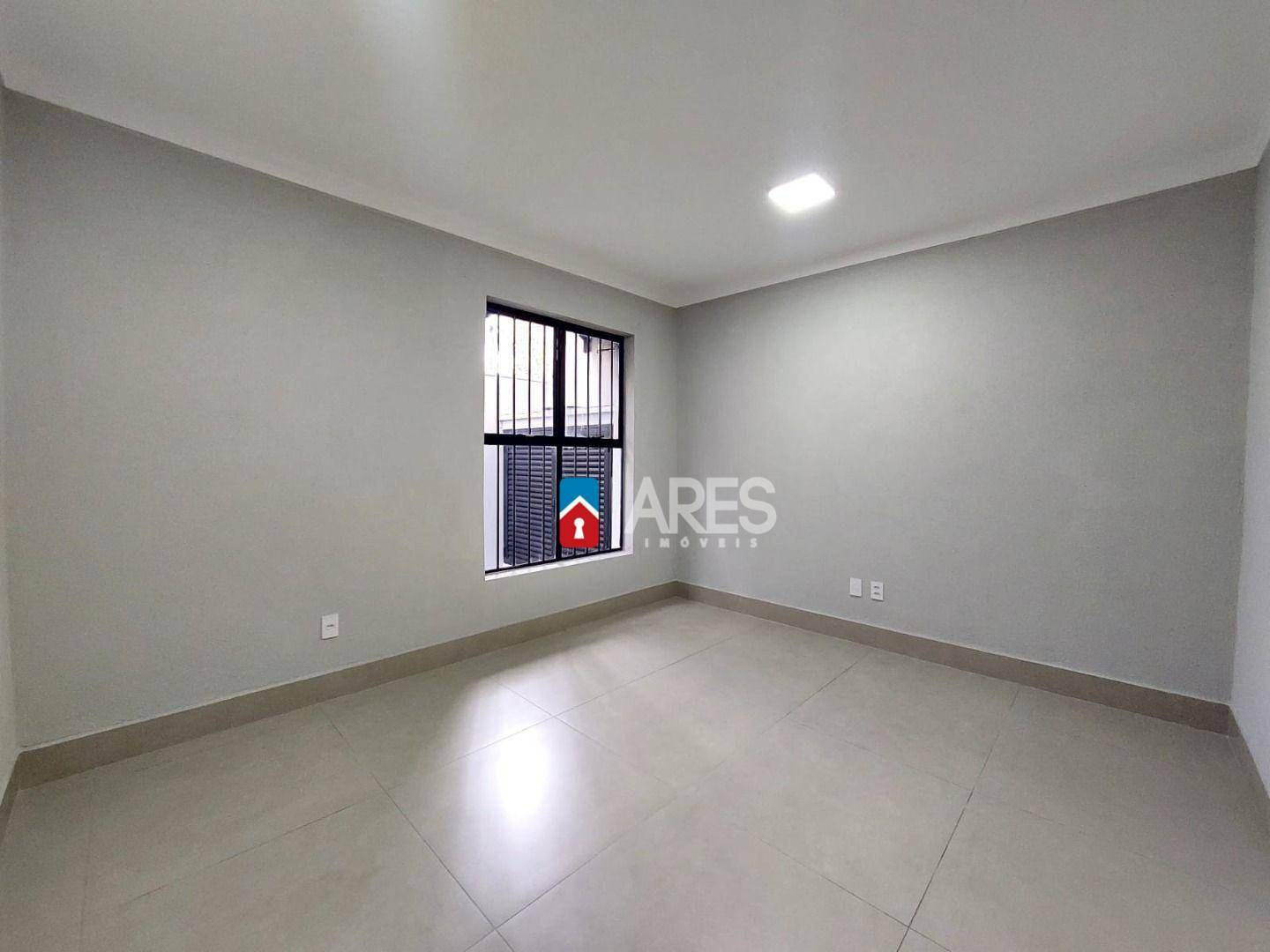 Casa para alugar, 390m² - Foto 11