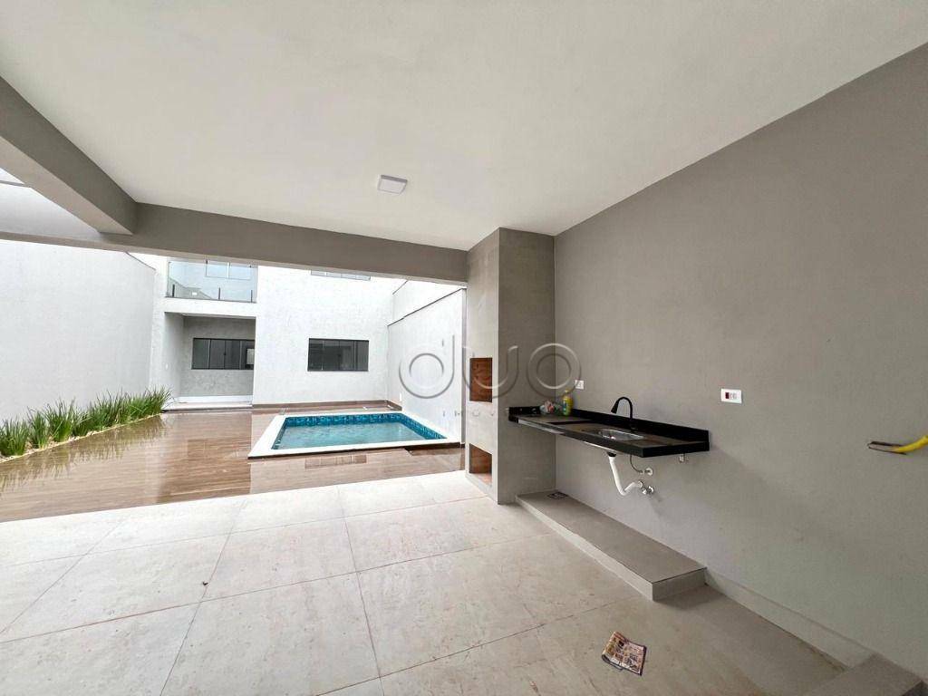 Casa à venda com 3 quartos, 157m² - Foto 3