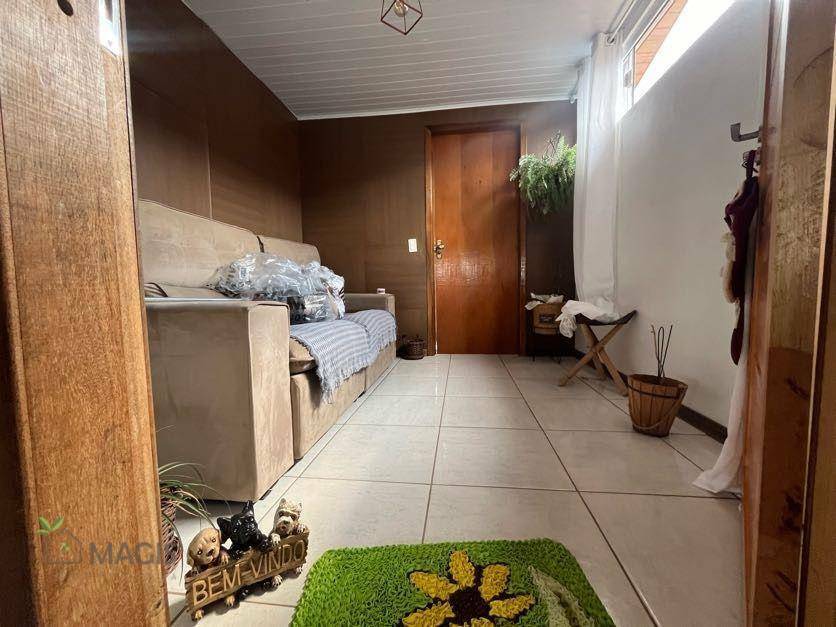 Casa à venda com 4 quartos, 230m² - Foto 9