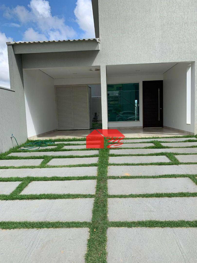 Casa de Condomínio à venda com 3 quartos, 260m² - Foto 2