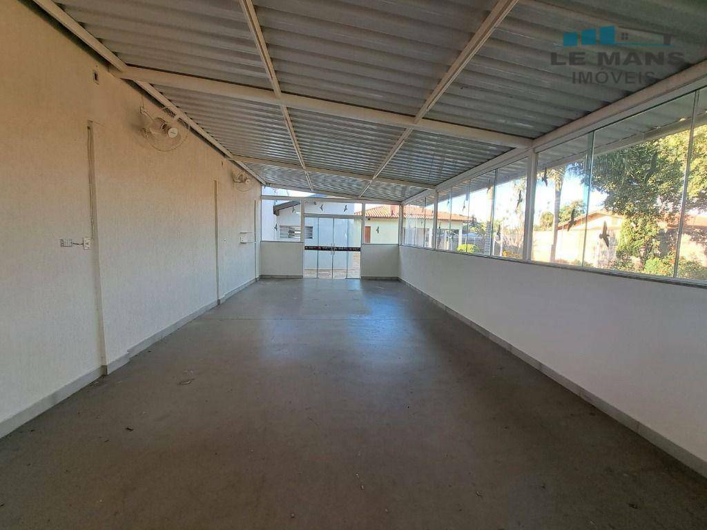 Chácara à venda com 2 quartos, 318m² - Foto 9