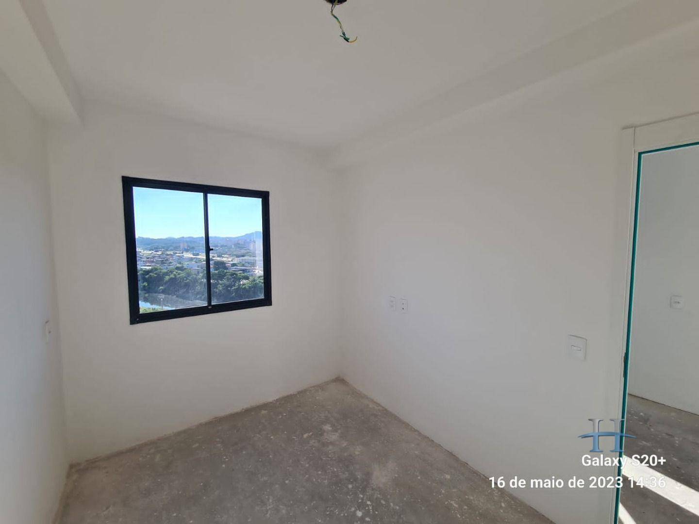 Apartamento à venda com 1 quarto, 59m² - Foto 12