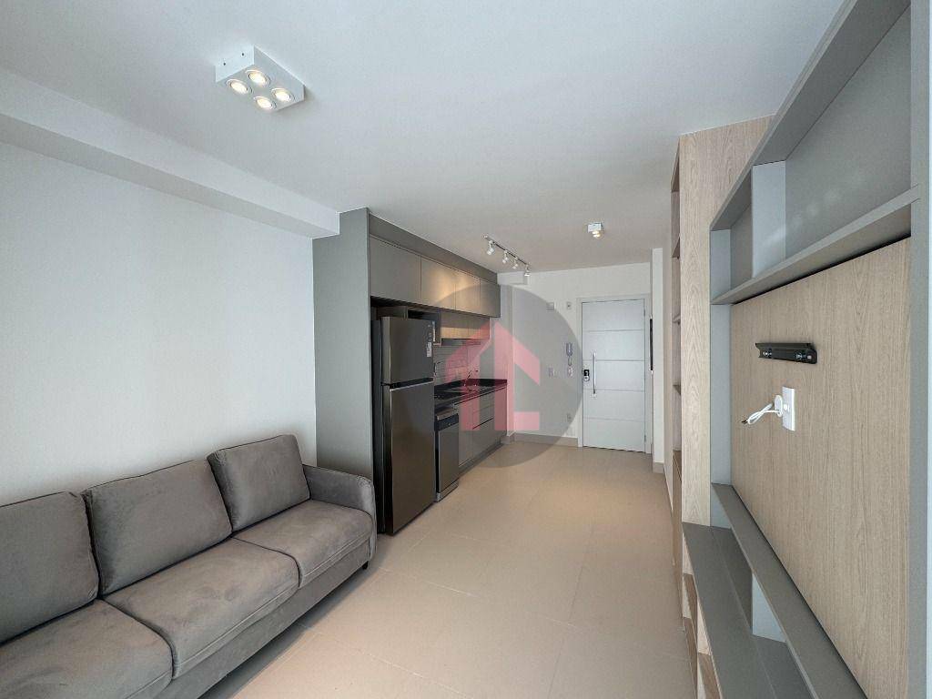 Apartamento para alugar com 1 quarto, 41m² - Foto 3