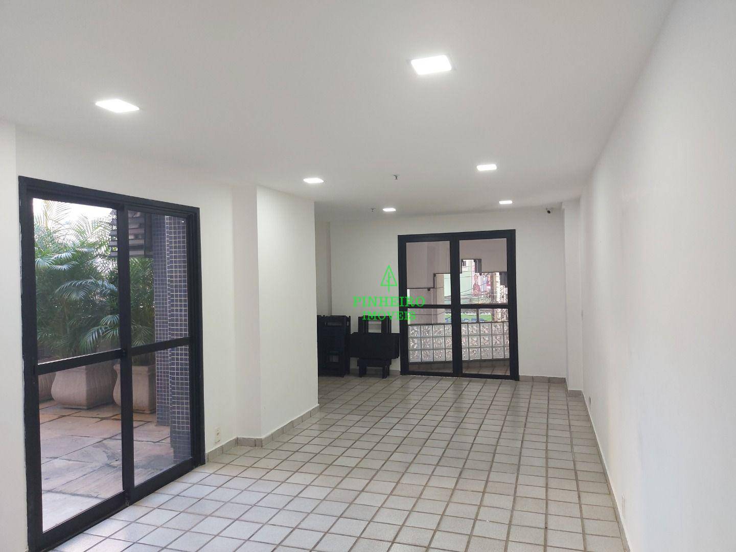 Apartamento à venda com 4 quartos, 190m² - Foto 19