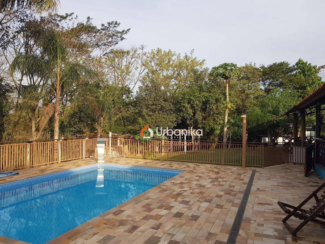 Chácara, 4 quartos, 1729 m² - Foto 2