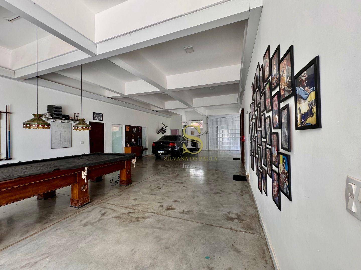 Casa de Condomínio para alugar com 5 quartos, 530m² - Foto 42