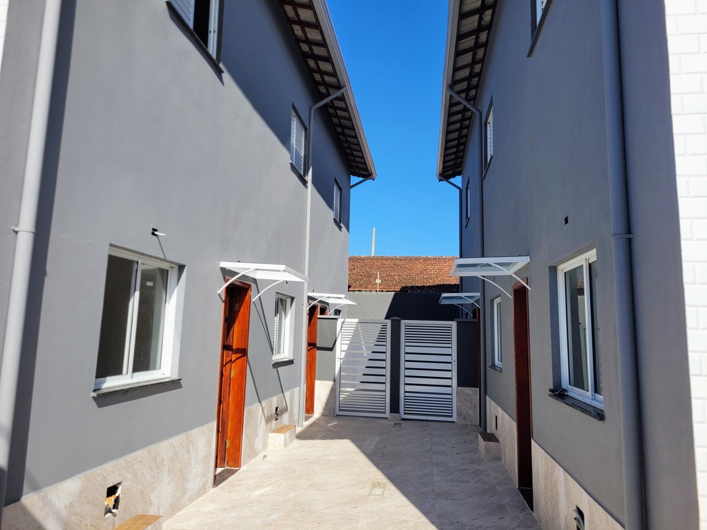 Casa à venda com 2 quartos, 80m² - Foto 30