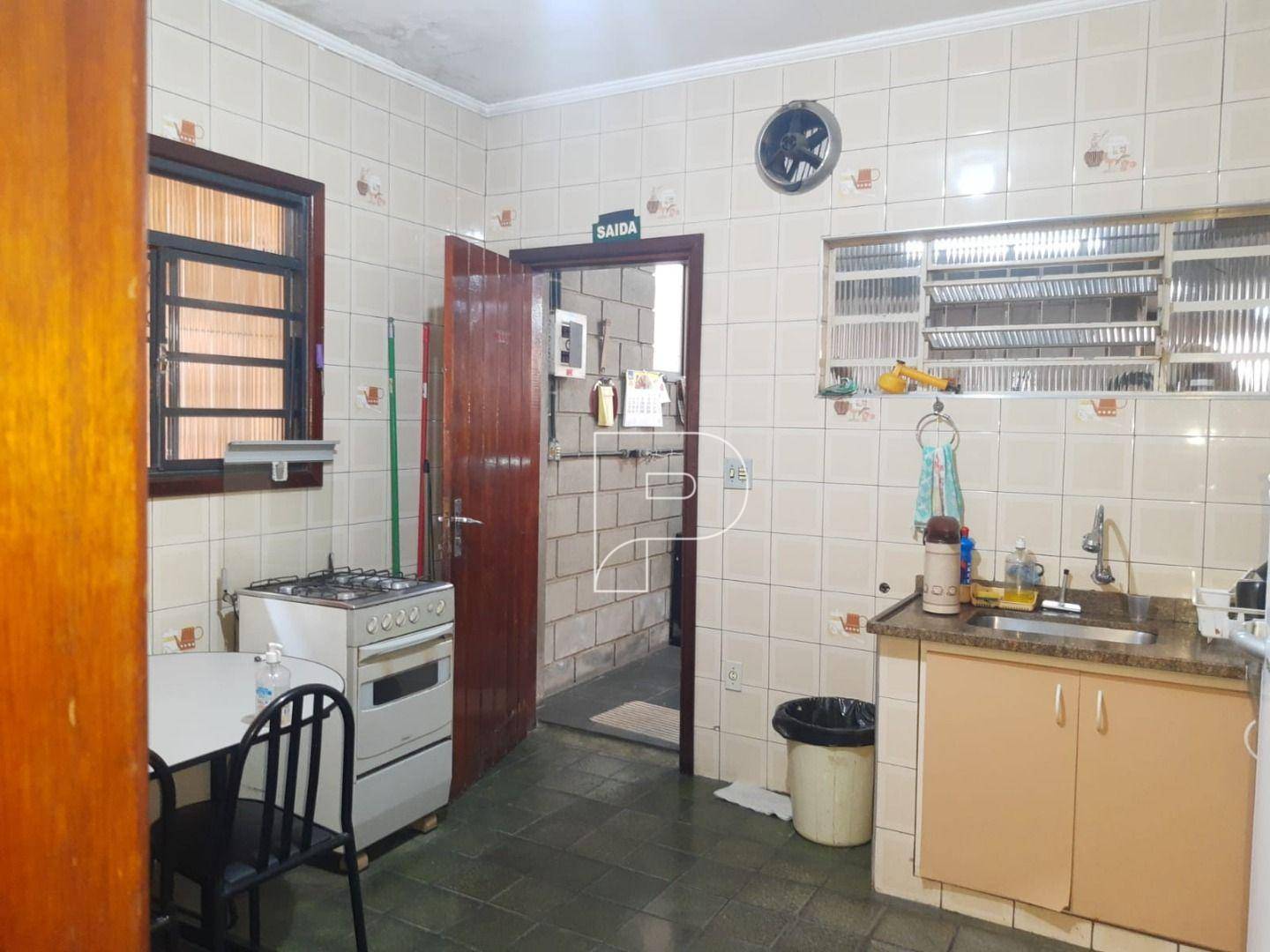 Casa à venda com 2 quartos, 214m² - Foto 8