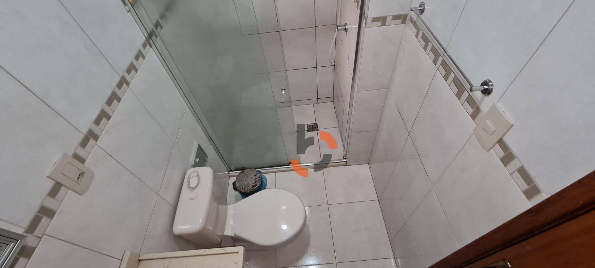 Apartamento à venda com 2 quartos, 65m² - Foto 18