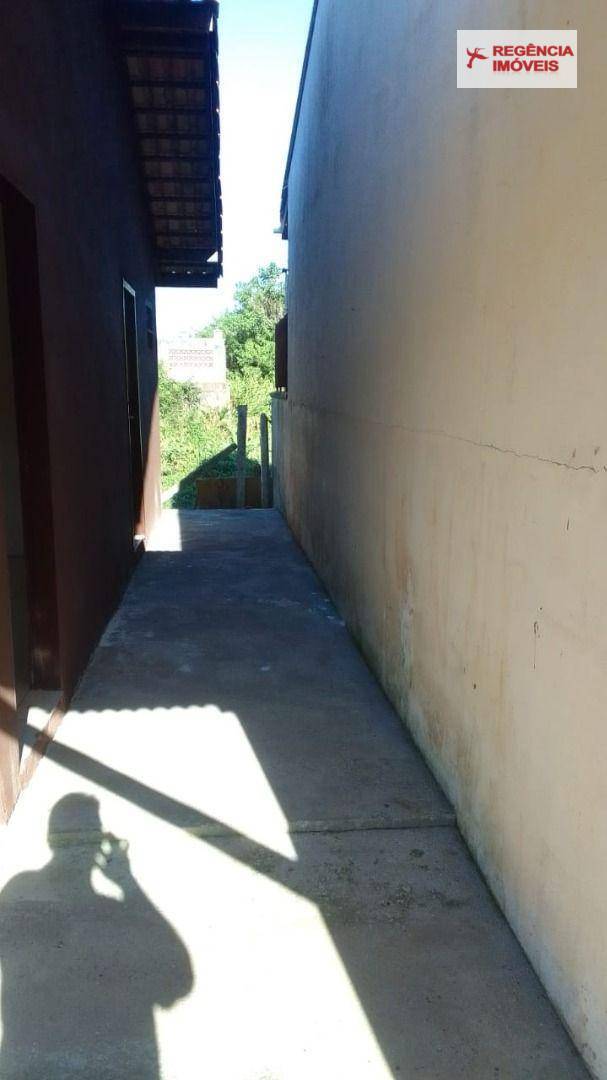 Casa para alugar com 2 quartos, 56m² - Foto 17