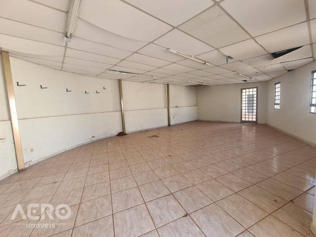 Casa de Condomínio à venda com 3 quartos, 298m² - Foto 22