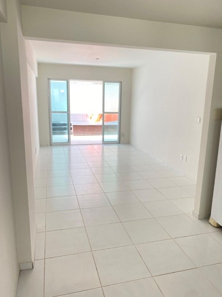 Apartamento à venda com 2 quartos, 60m² - Foto 1